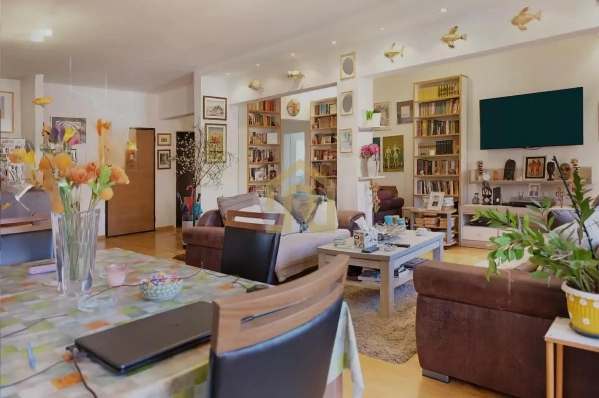 Prodaja, trosoban stan, 101m², Južni Bulevar, Vračar Sve Podlokacije