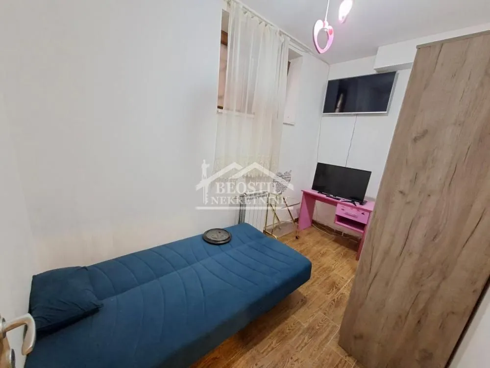 Prodaja, četvorosoban stan, 70m², Centar, Smederevo