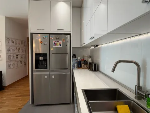 Prodaja, dvosoban stan, 64m², City Kvart, Podgorica - image 4