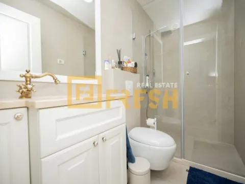 Sale, three bedroom apartment, 180m², City Kvart, Podgorica - image 20