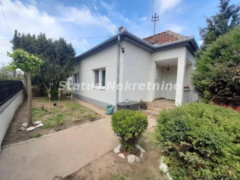 Prodaja, kuća, 157m², Salajka, Novi Sad Sve Podlokacije