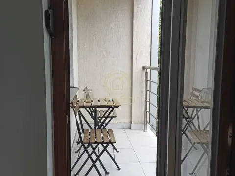 Rent, two bedroom apartment, 37m², Vračar Sve Podlokacije, Beograd - image 5