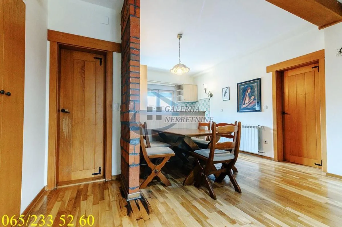 Sale, three bedroom apartment, 78m², Stari Grad, Beograd