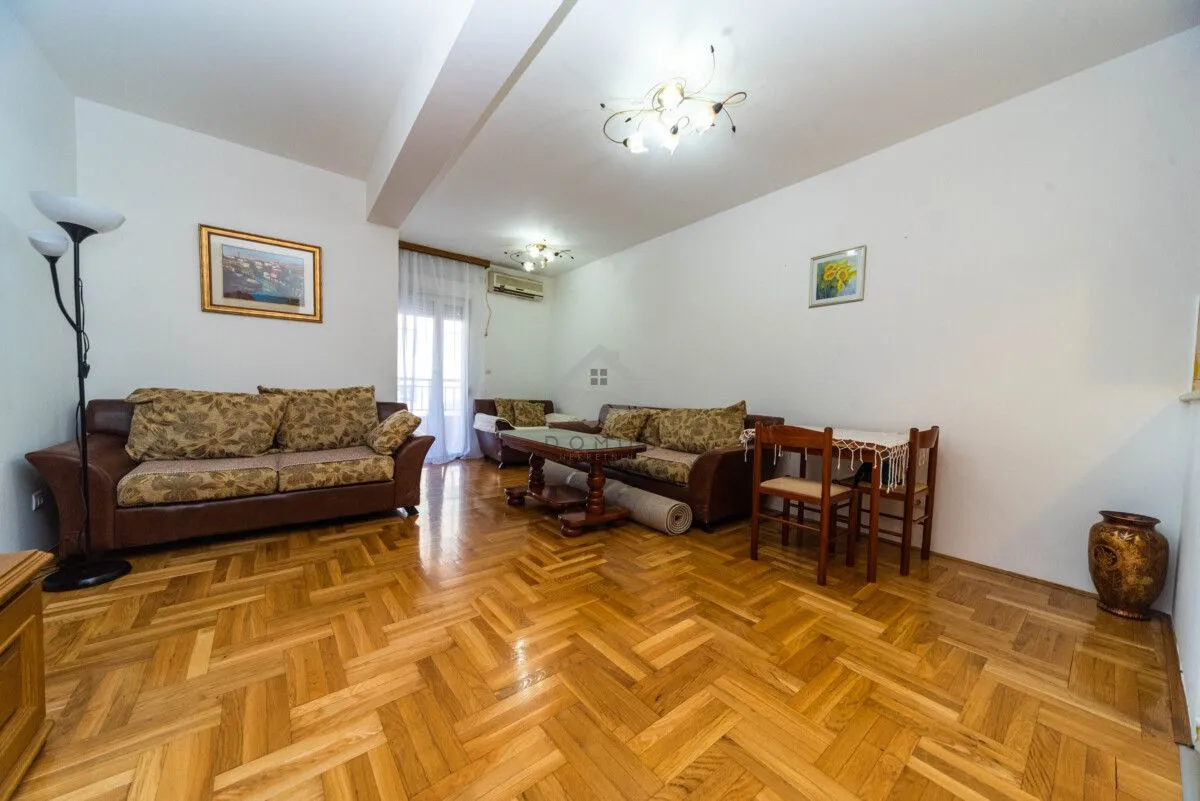 Izdavanje, jednosoban stan, 45m², Zabjelo, Podgorica