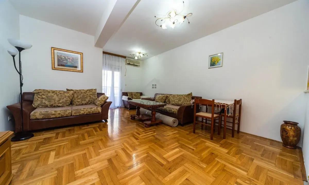 Izdavanje, jednosoban stan, 45m², Zabjelo, Podgorica