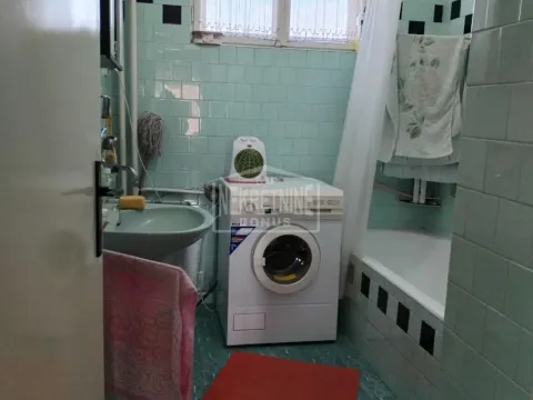 Sale, house, 328m², Železničko Naselje, Subotica - image 10