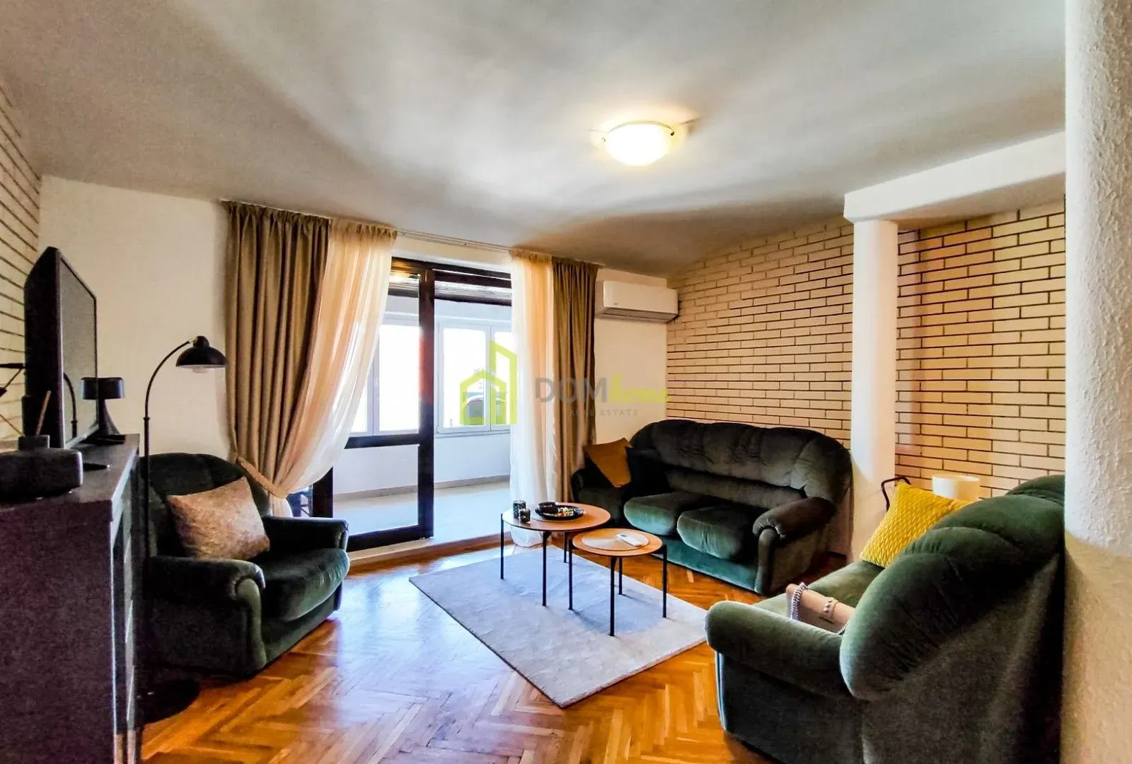 Prodaja, dvosoban stan, 75m², Centar, Podgorica