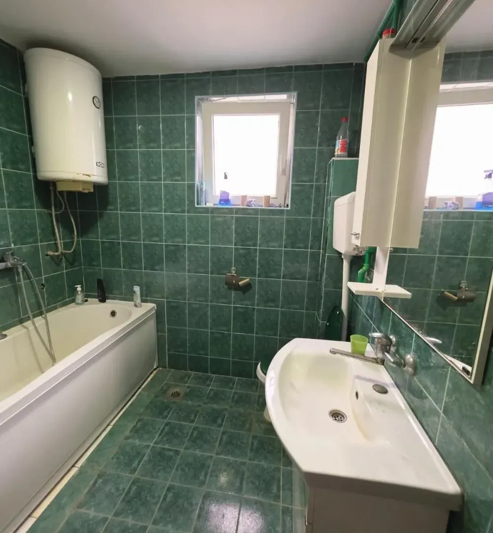 Sale, house, 330m², Boleč, Grocka