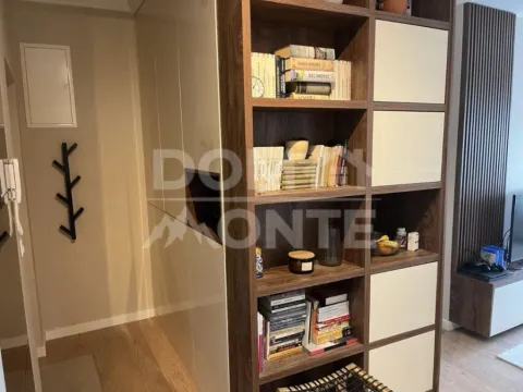 Izdavanje, dvosoban stan, 54m², Pod Kuk, Tivat - image 8
