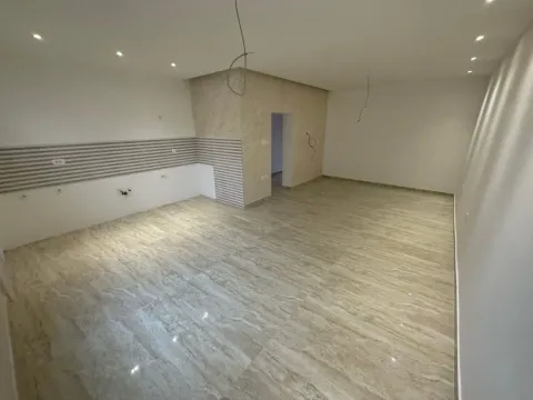 Sale, three bedroom apartment, 78m², Kava, Tivat - image 2