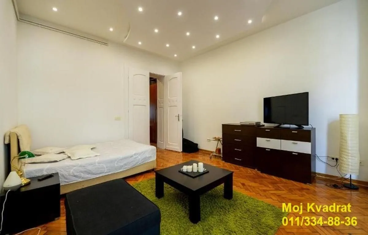 Prodaja, trosoban stan, 86m², Vračar Centar, Vračar Sve Podlokacije