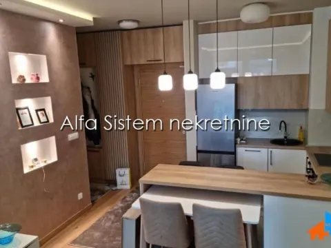 Izdavanje, trosoban stan, 62m², Novi Beograd Blok 65, Novi Beograd Sve Podlokacije - image 4