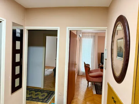 Izdavanje, dvosoban stan, 80m², Centar, Bar - image 9