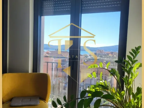 Rent, one bedroom apartment, 60m², Centar, Tivat - image 3