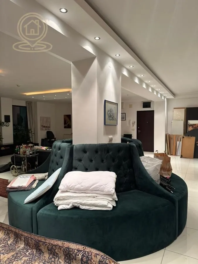 Rent, office space, 160m², Šumice, Beograd