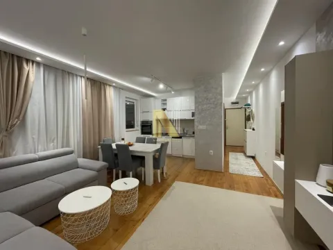 Rent, two bedroom apartment, 52m², Novi Sad, Srbija - image 3