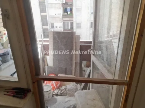 Izdavanje, trosoban stan, 84m², Novi Beograd Blok 63, Novi Beograd Sve Podlokacije - image 6