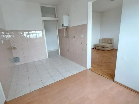 Prodaja, jednosoban stan, 47m², Gintaš, Podgorica - image 4