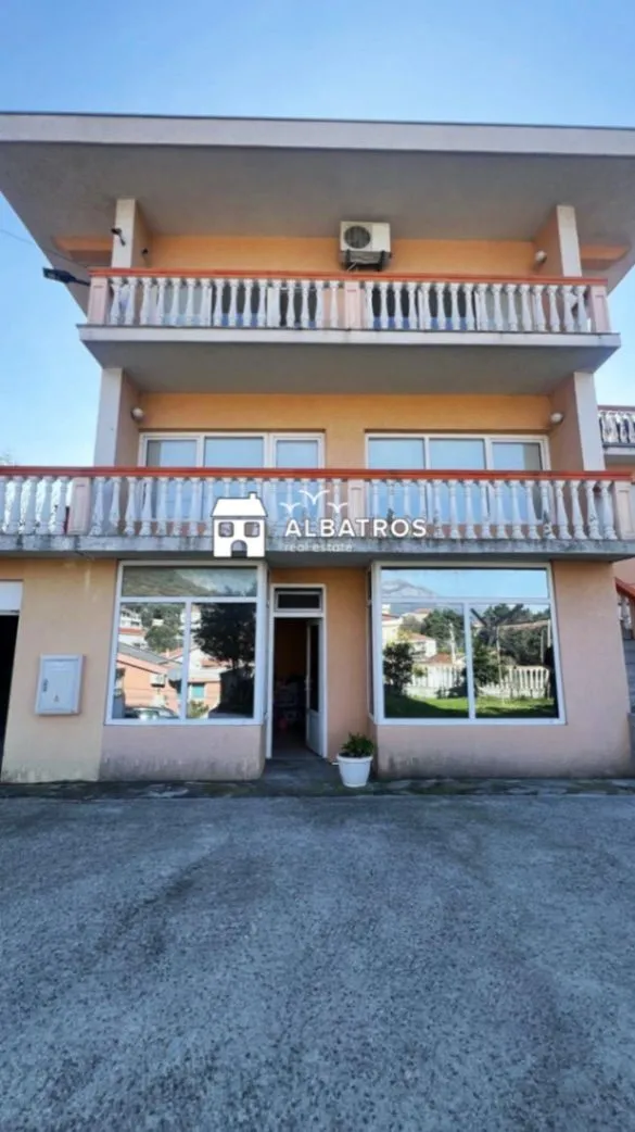 Sale, house, 280m², Bar, Crna Gora