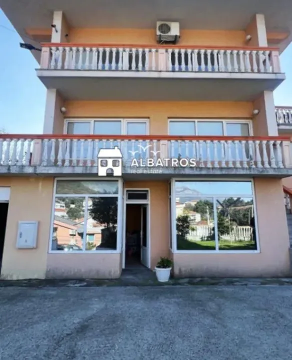 Prodaja, kuća, 280m², Bar, Crna Gora