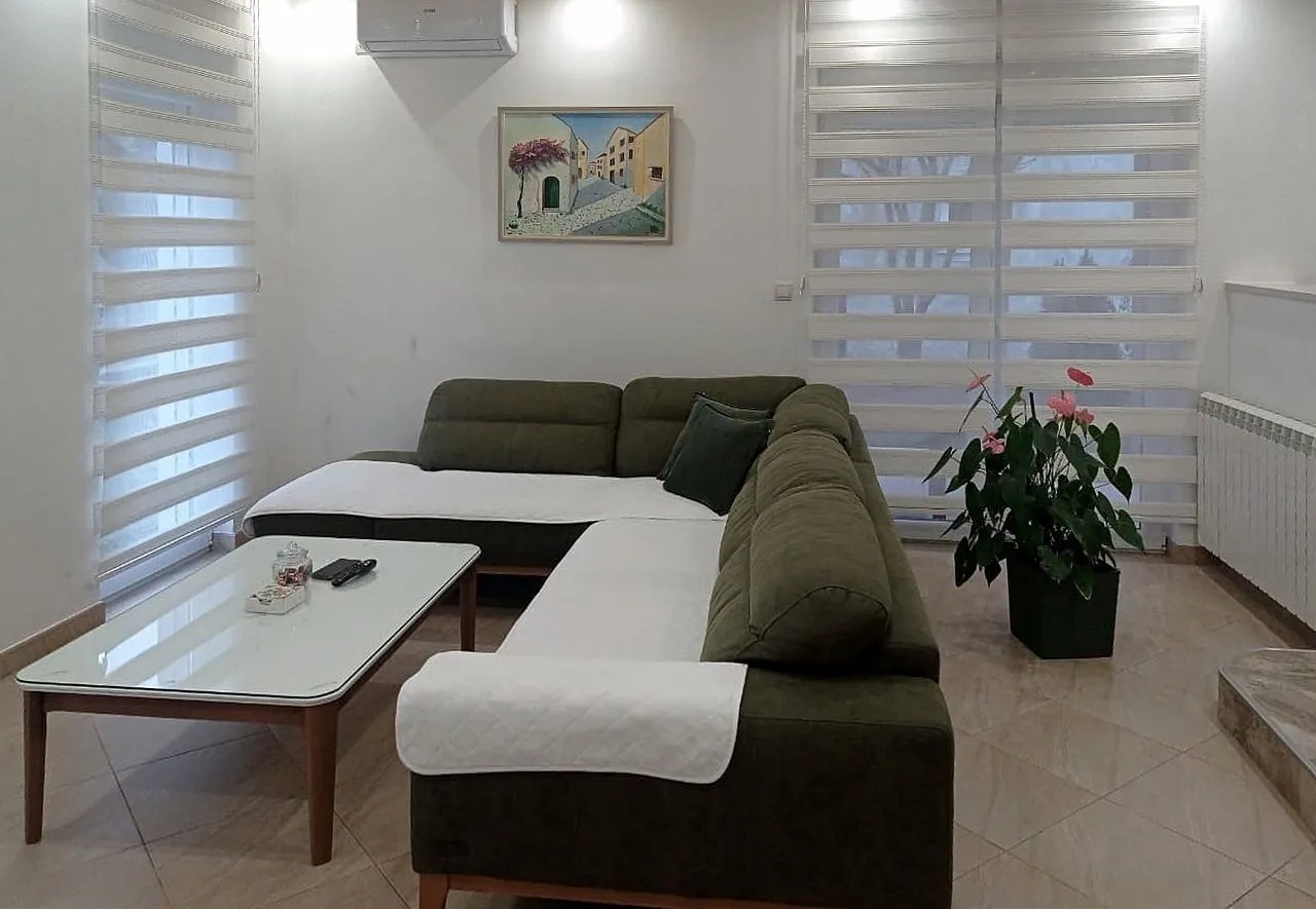 House 151 m² on a 495 m² plot, 4 bedrooms, pellet heating, 5 parking spaces — Podi, Herceg Novi 4