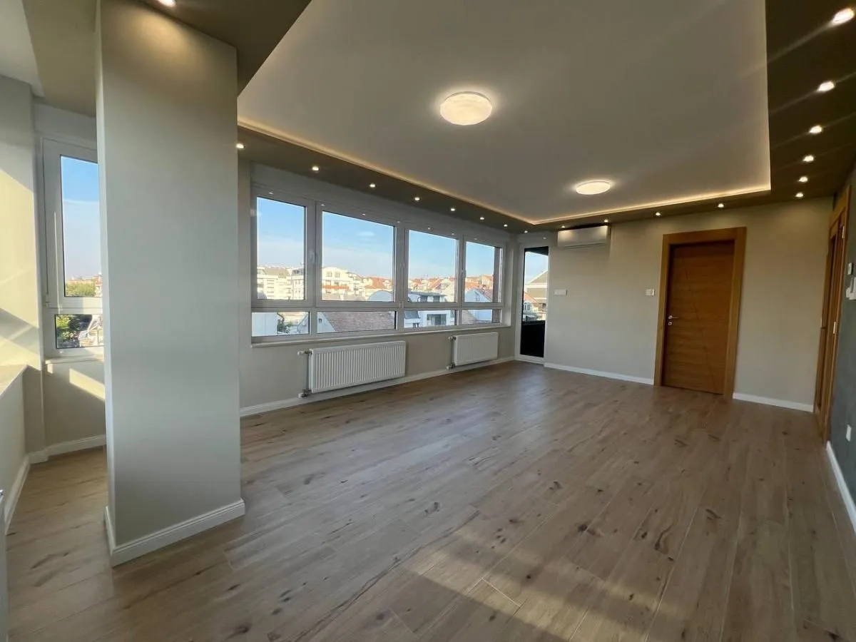 Rent, office space, 101m², Novi Sad Sve Podlokacije, Novi Sad