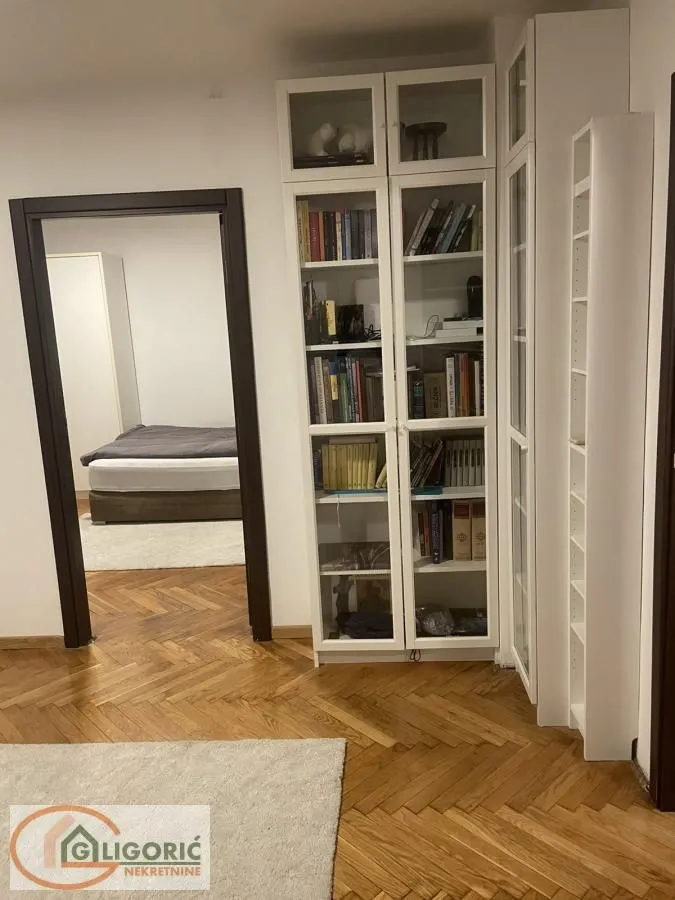 Sale, three bedroom apartment, 68m², Stari Grad, Beograd