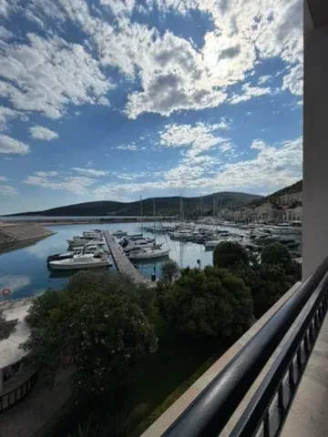 Prodaja, stan, 47m², Tivat, Crna Gora
