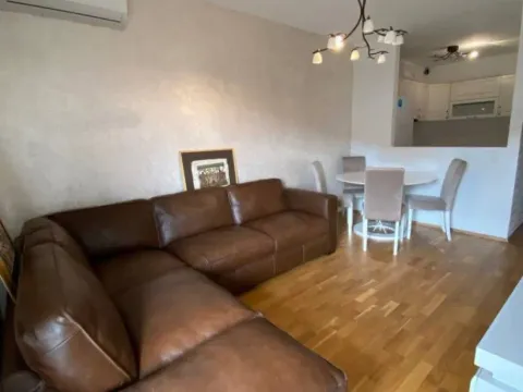 Izdavanje, jednosoban stan, 51m2, Budva Izdavanje, jednosoban stan, 51m2, Budva