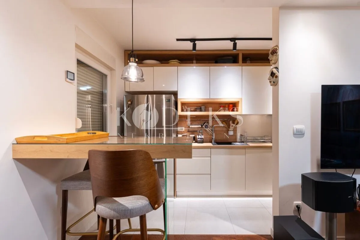 Prodaja, dvosoban stan, 68m², Central Point, Podgorica