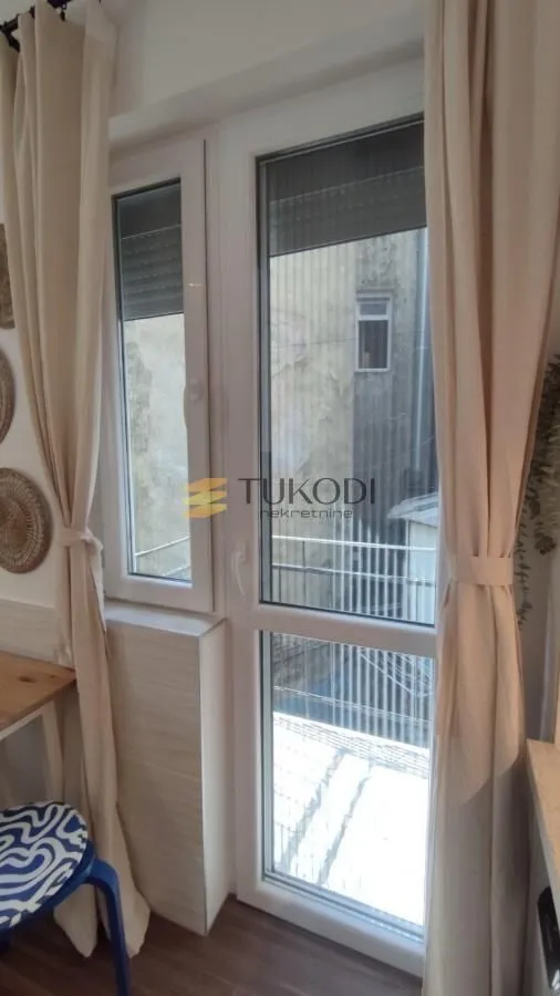 Rent, studio apartment, 25m², Stari Grad, Beograd