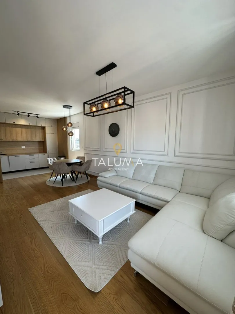 Rent, two bedroom apartment, 75m², City Kvart, Podgorica