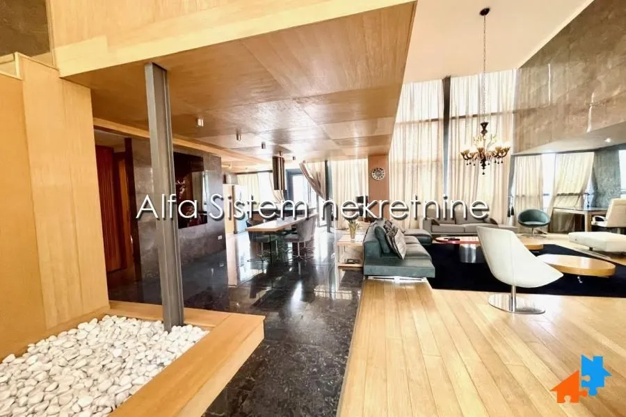 Izdavanje, dvosoban stan, 209m², Kalenić Pijaca, Vračar Sve Podlokacije