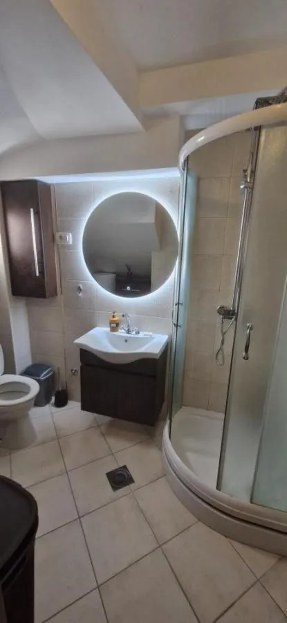 Rent, two bedroom apartment, 80m², Tivat, Crna Gora