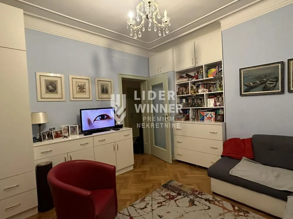 Rent, two bedroom apartment, 48m², Senjak, Beograd