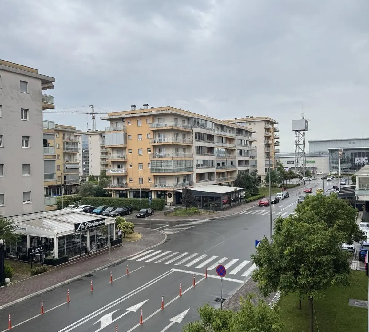 Rent, office space, 75m², City Kvart, Podgorica