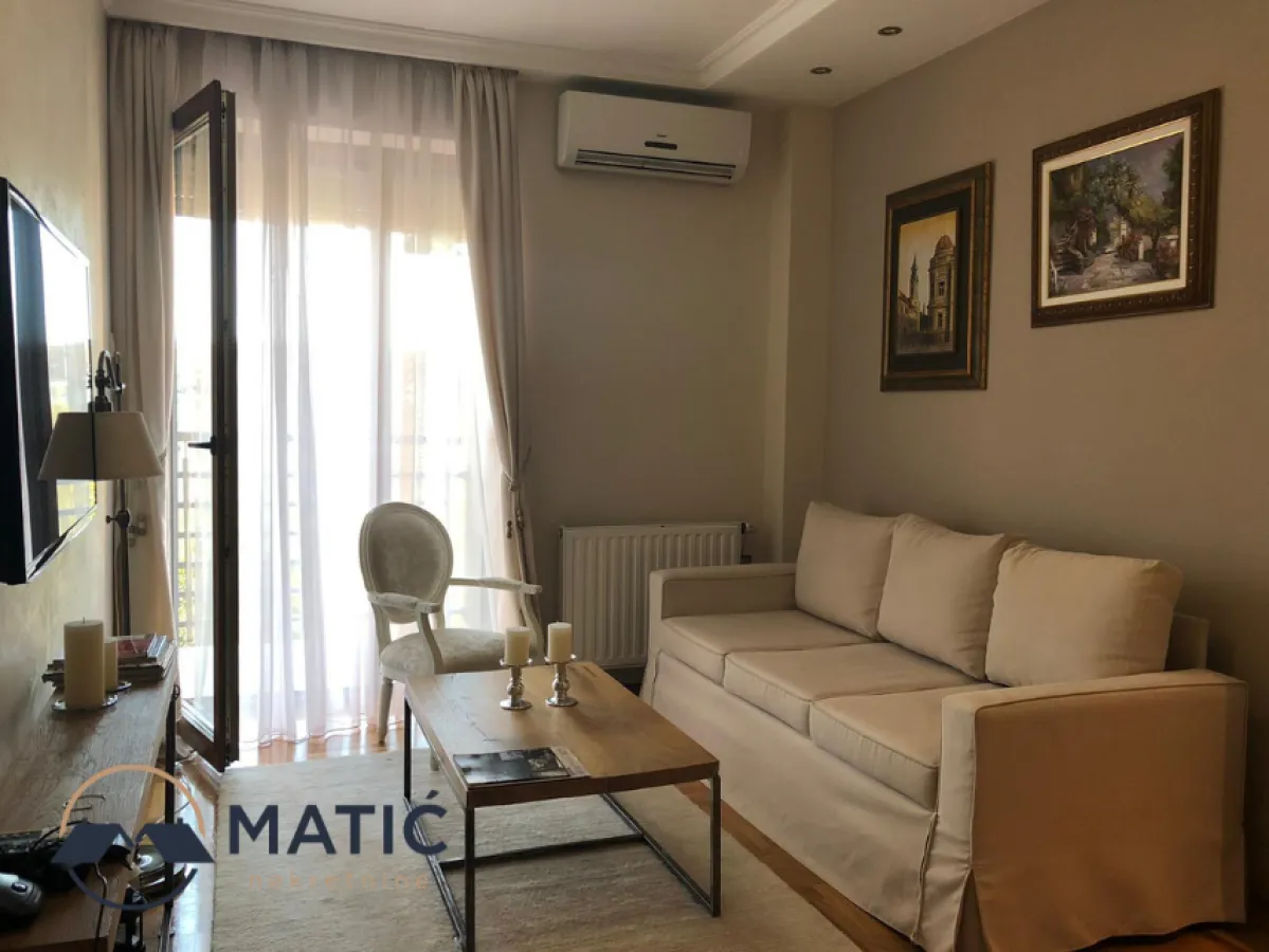 Izdavanje, jednosoban stan, 38m², Grbavica, Novi Sad Sve Podlokacije