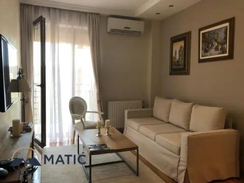 Izdavanje, jednosoban stan, 38m², Grbavica, Novi Sad Sve Podlokacije