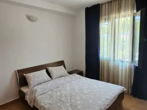 Izdavanje, kuća, 50m², Budva, Crna Gora - image 6