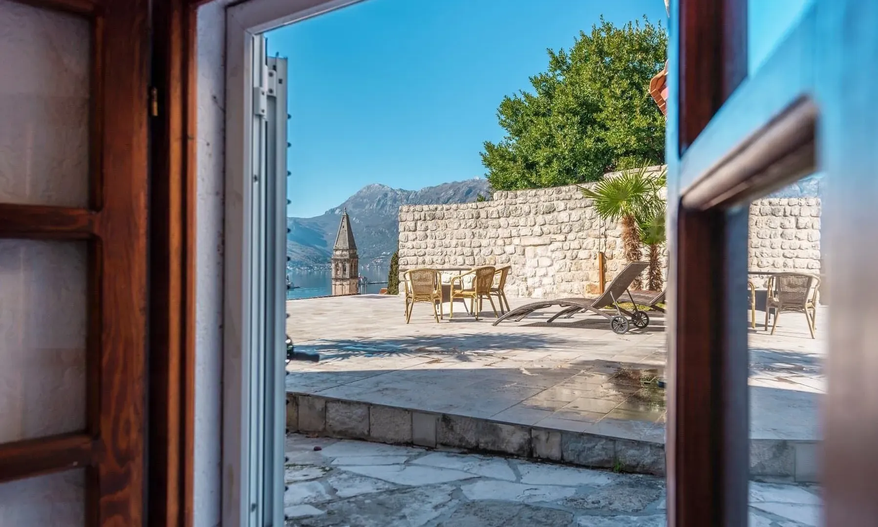 Sale, two bedroom apartment, 87m², Perast, Kotor