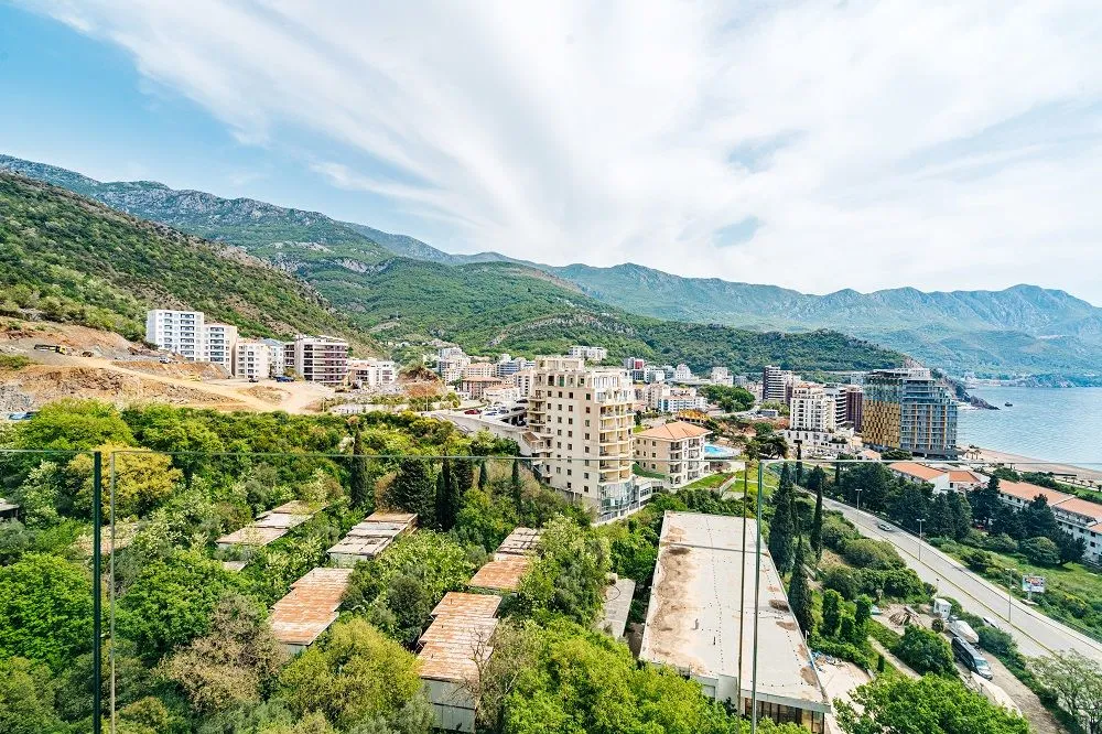Sale, two bedroom apartment, 65m², Bečići, Budva
