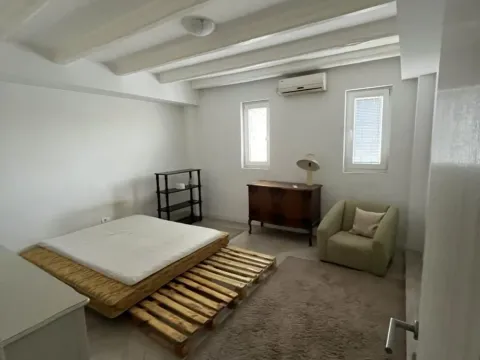 Rent, two bedroom apartment, 62m², Stari Grad, Beograd - image 11