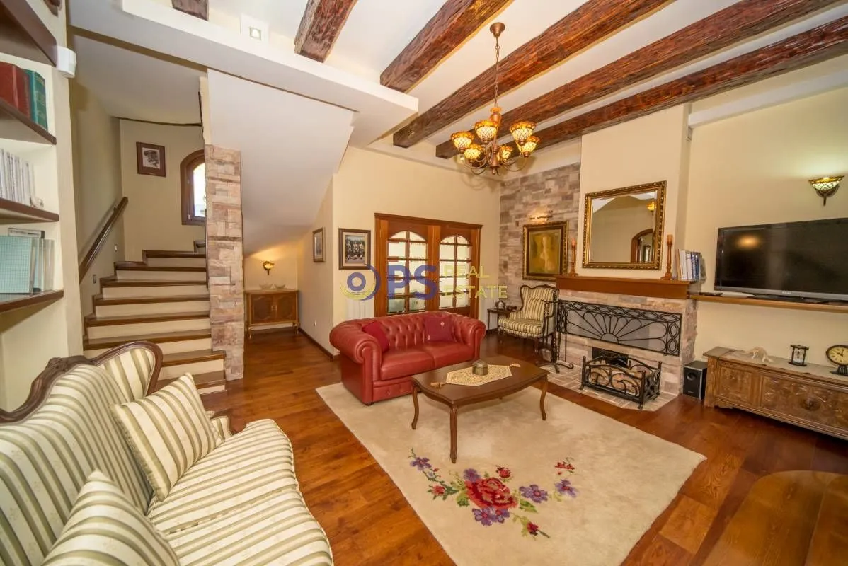 Prodaja, kuća, 169m², Cetinje, Crna Gora
