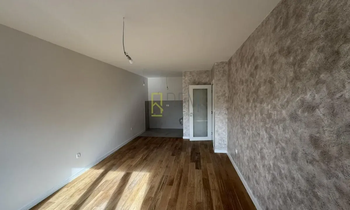 Izdavanje, jednosoban stan, 49m², City Kvart, Podgorica