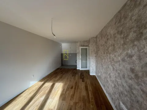 Izdavanje, jednosoban stan, 49m², City Kvart, Podgorica
