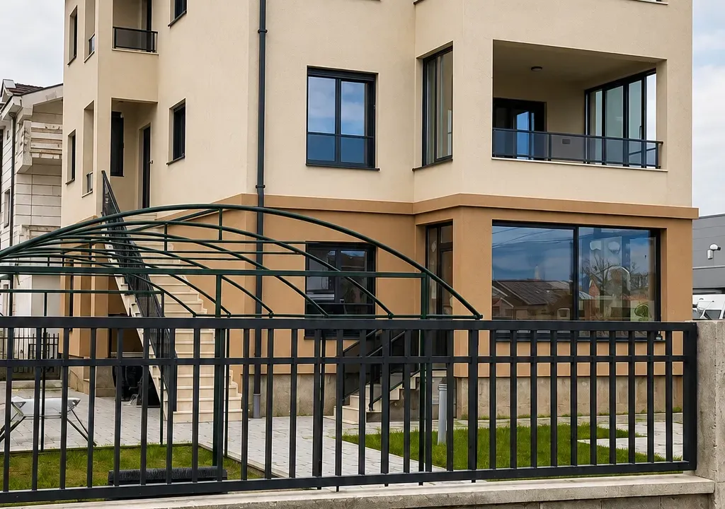 Rent, house, 180m², Gornja Gorica, Podgorica