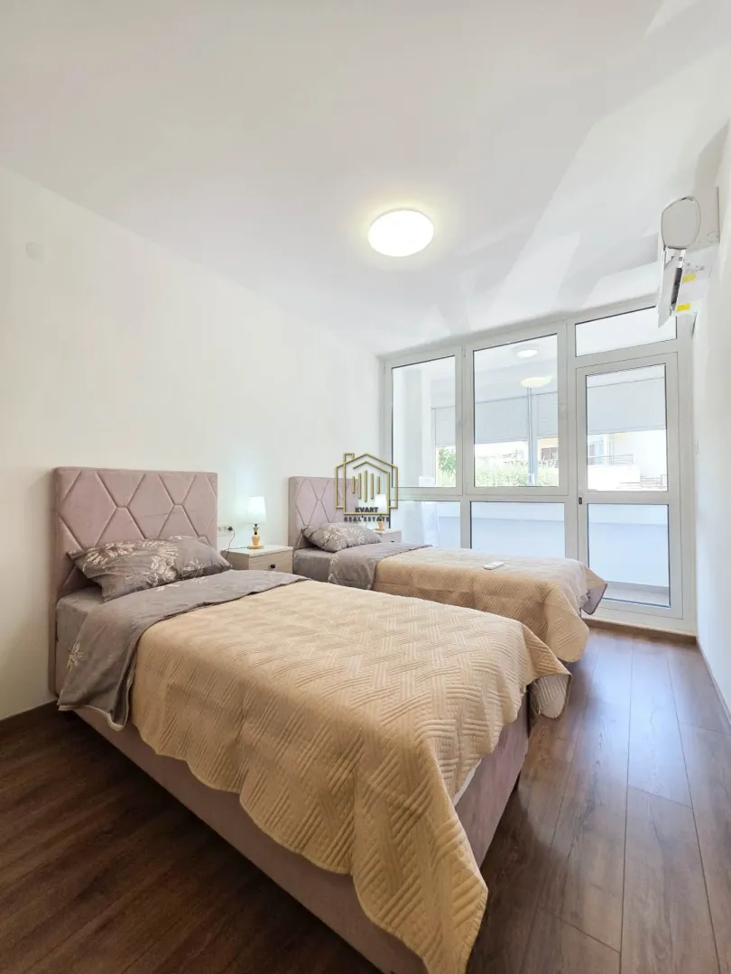 Rent, three bedroom apartment, 100m², City Kvart, Podgorica
