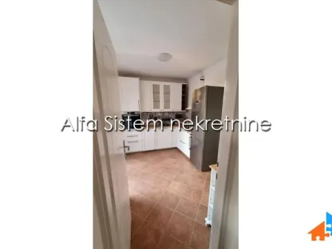 Rent, four bedroom apartment, 130m², Savski Venac, Beograd - image 3