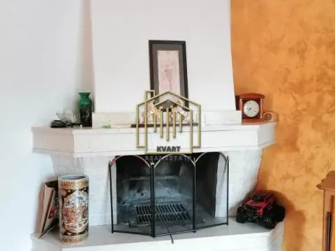 Prodaja, kuća, 350m², Tološi, Podgorica - image 6