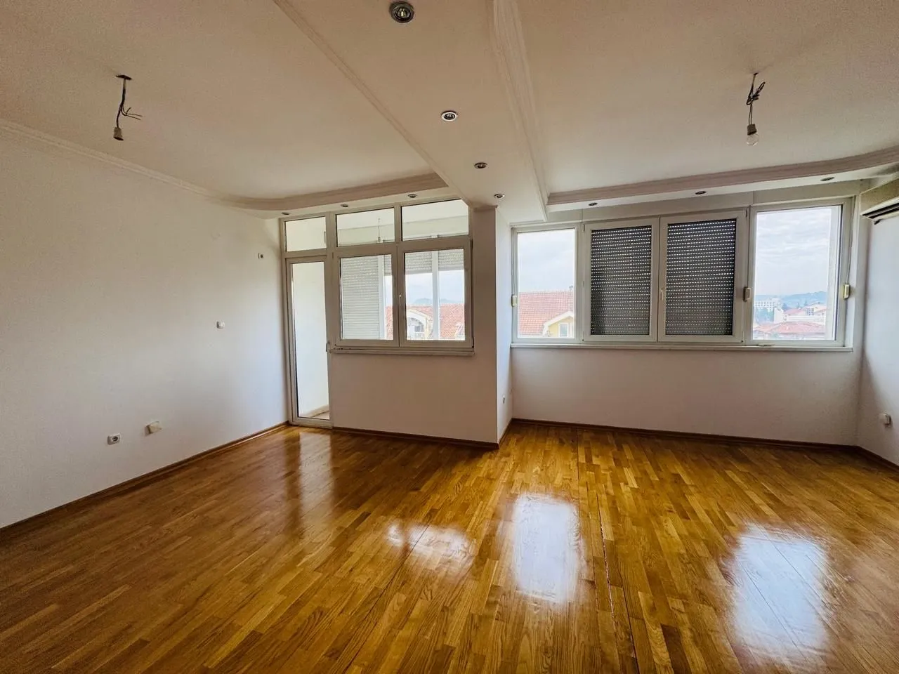 Rent, office space, 200m², Gintaš, Podgorica